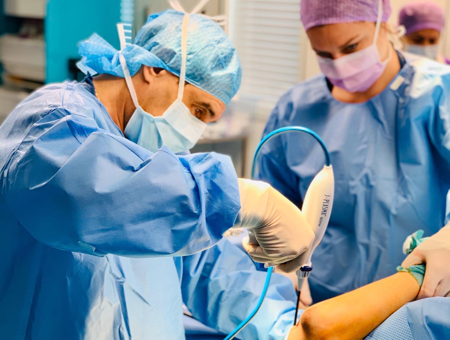 Intimate surgery : Mons Pubis Reduction - Dr Laurent Benadiba